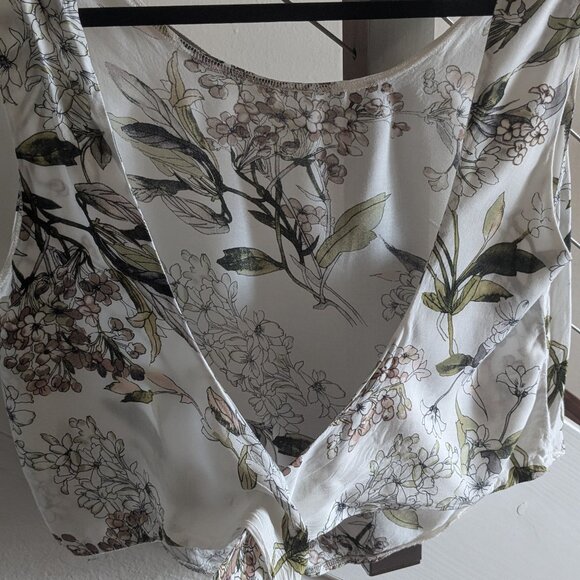 Custom made top - Picture 3 of 3